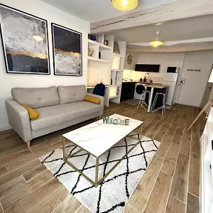 Nuit Bleue - à Pied ! Appartement