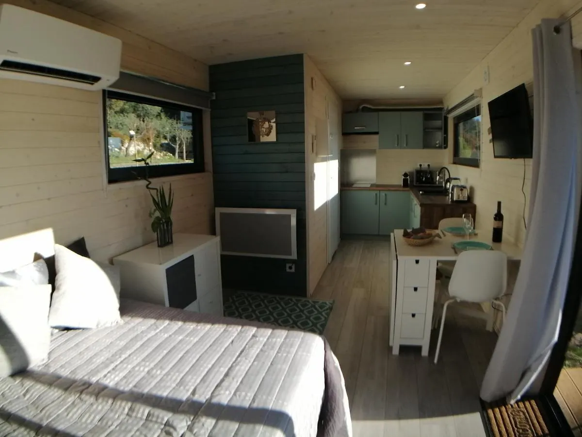 Les Lodges De L'Oliveraie De Virevent Grasse 0*,